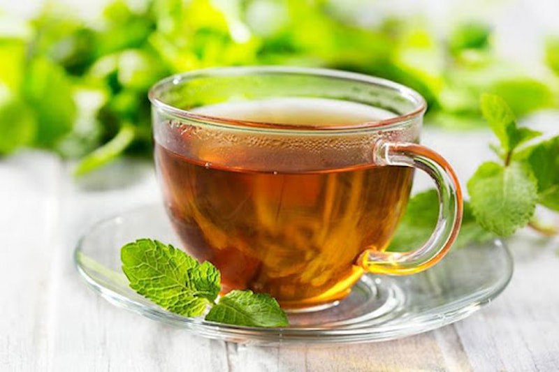 Chá refrescante com hortelã: harmonia de sabor e benefícios